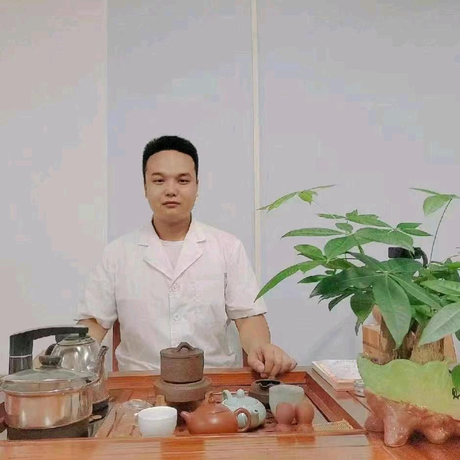 鑫发源头疗养发馆.