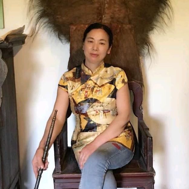 醉美莺河皂角树