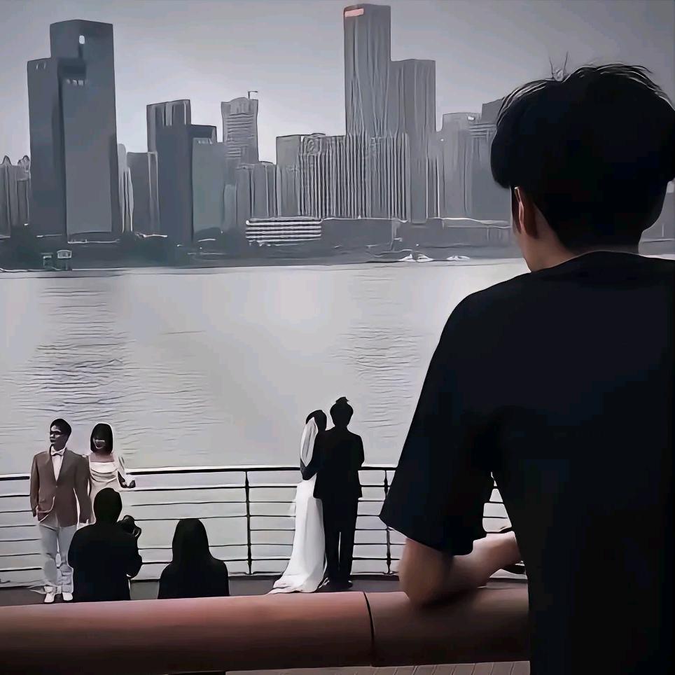 小    诺