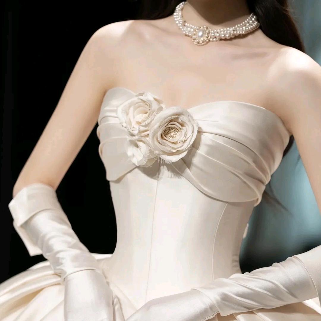 益阳花瓣名品婚纱青青