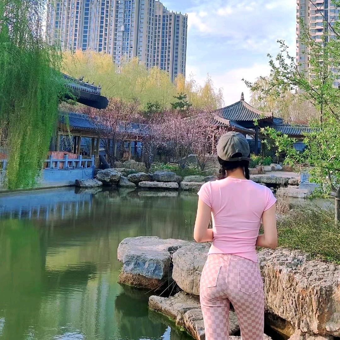 不爱化妆