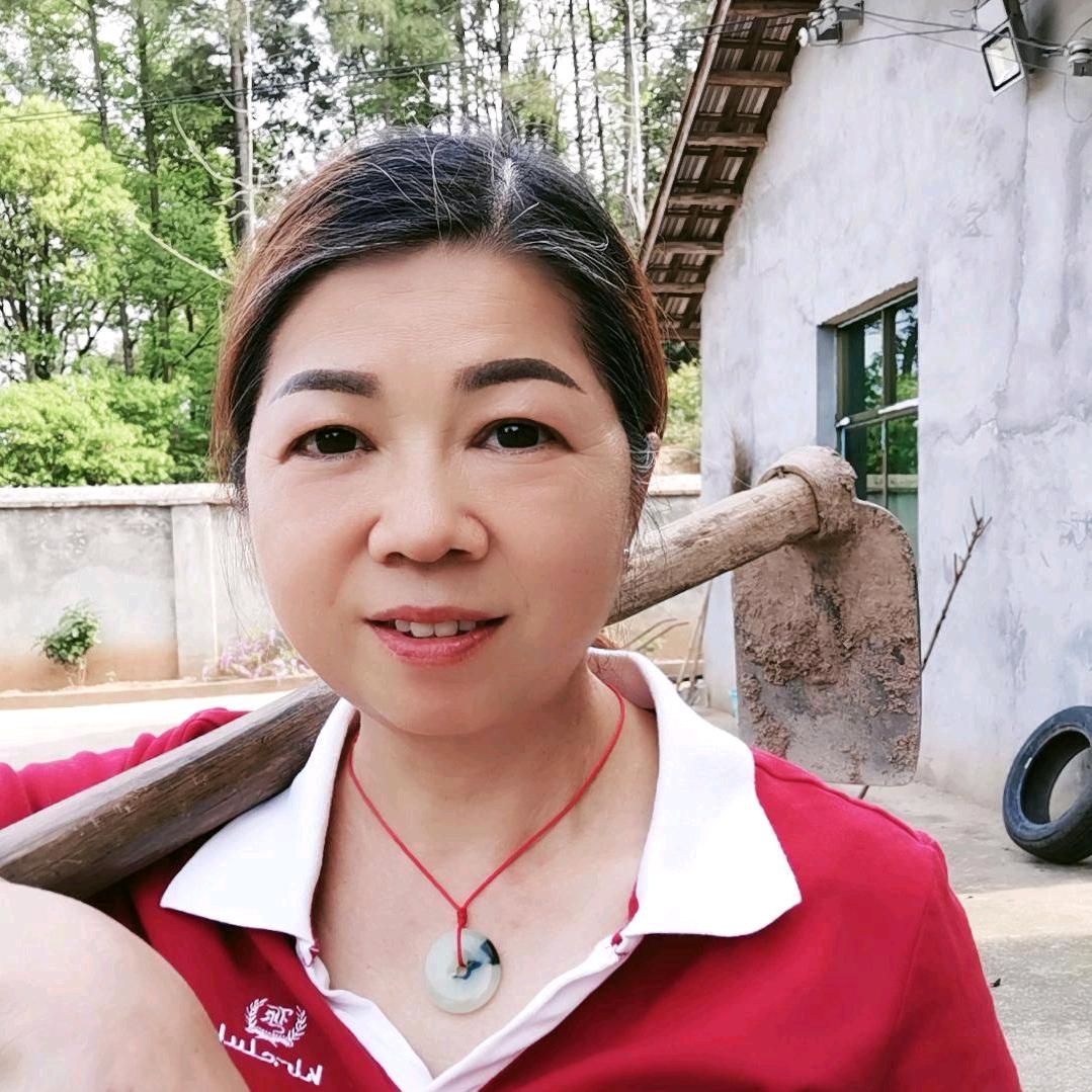 张姐晚上8点28分开播