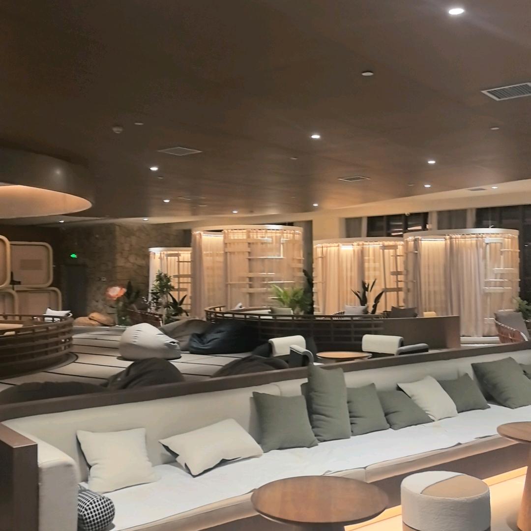 嘻嘻哈哈去旅游