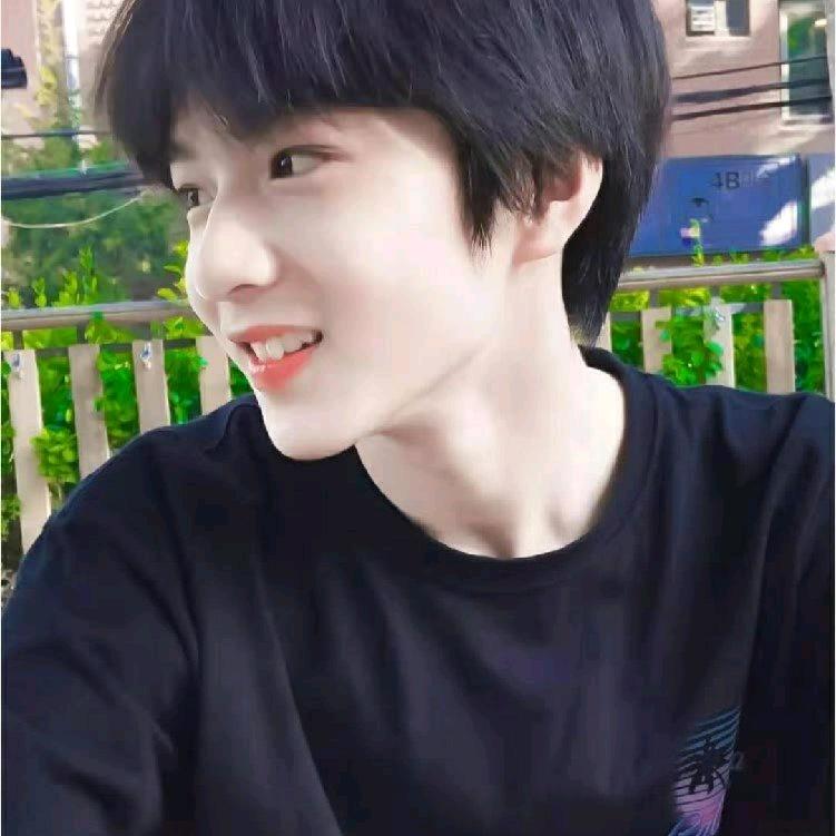 阿坤（明日之后）