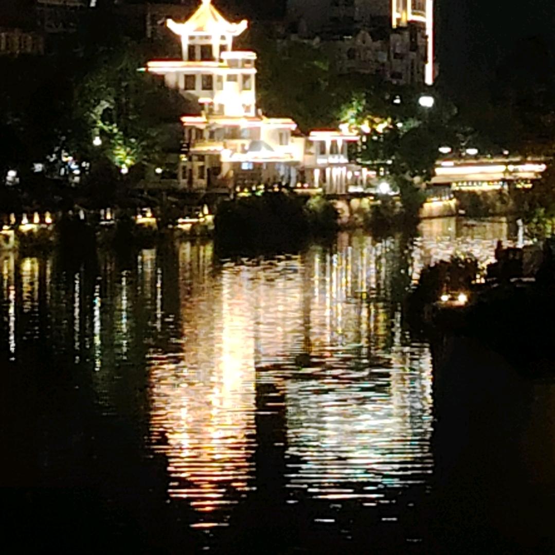 阿华（油漆工）