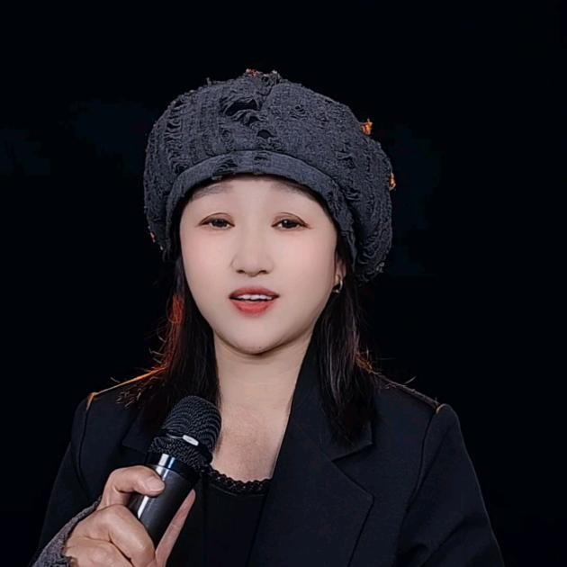 小雅姐吖