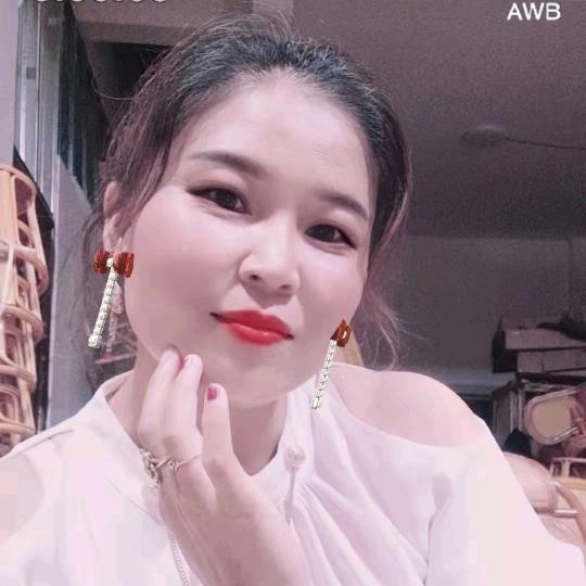 指尖琉璃的幸运♥