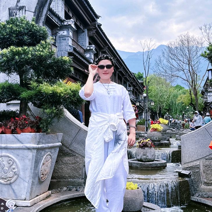@海门人潘潘慧语♥️在丽江开民宿