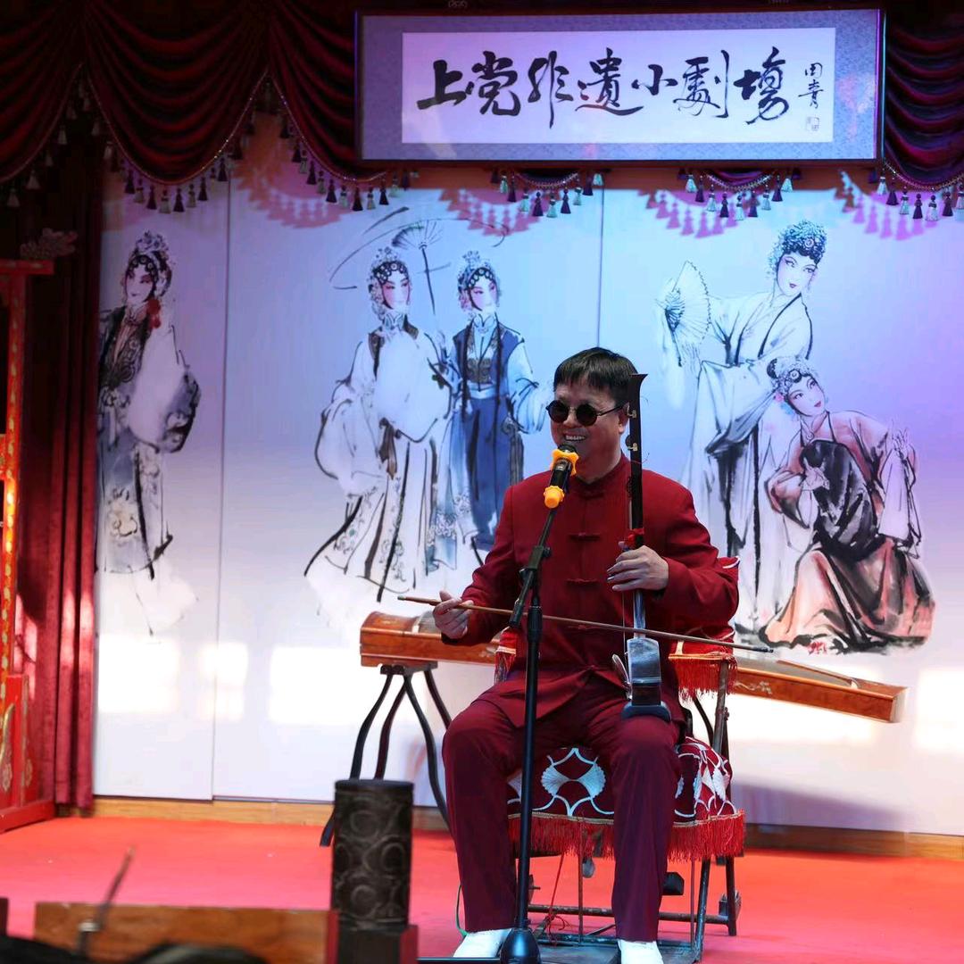 牵手夫妻