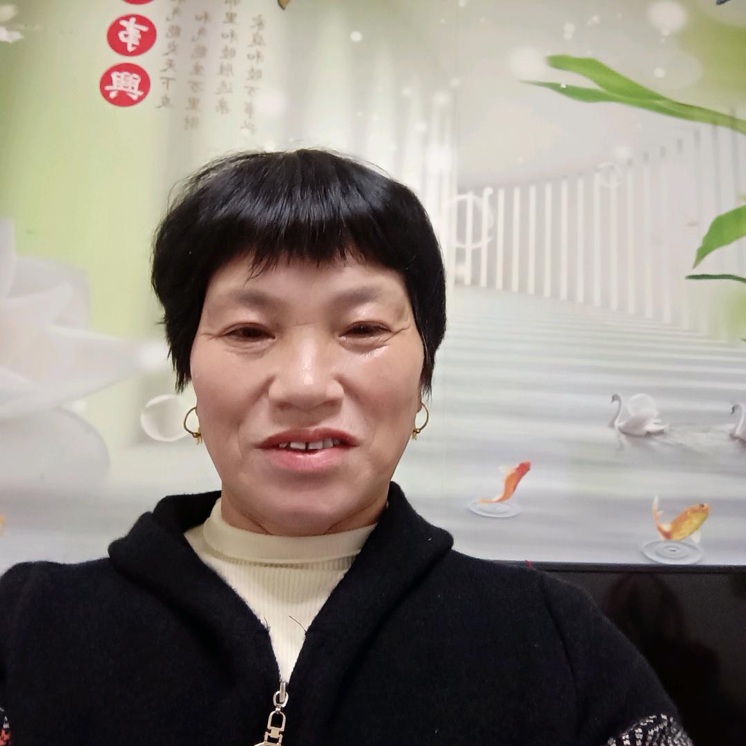 丁姐首播下午4：10聊天主播