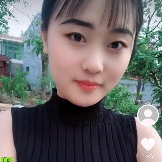 小依依