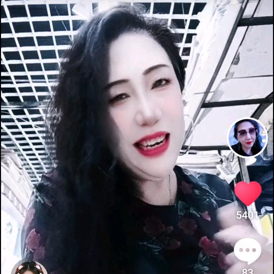 开心ღ