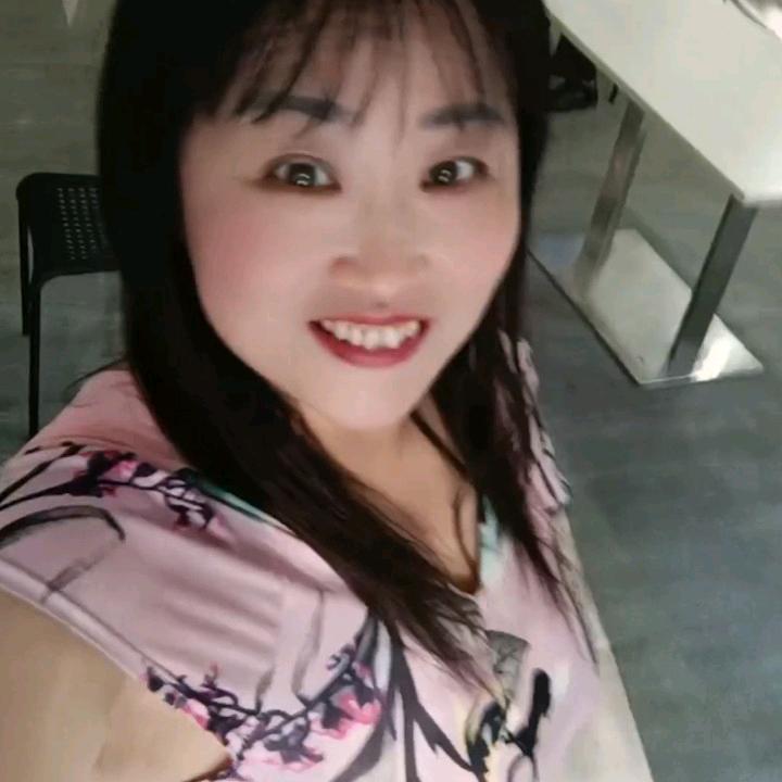 喜欢笑的人