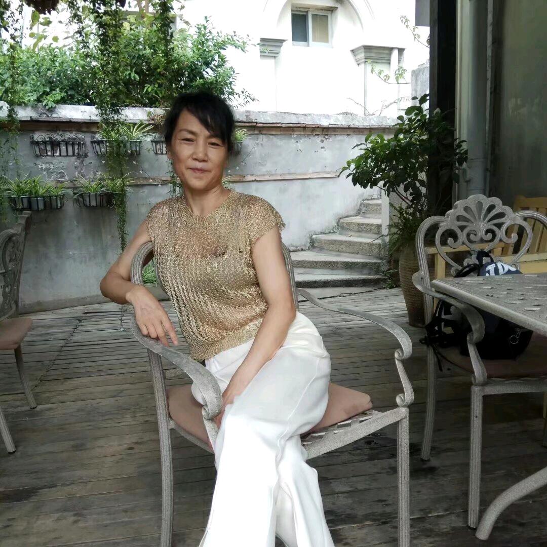 何阿姨