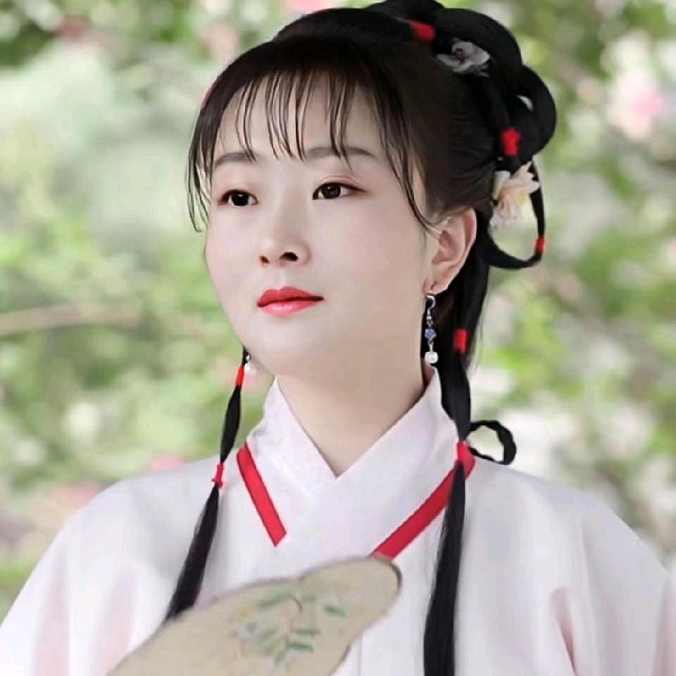 紫霞飞扬