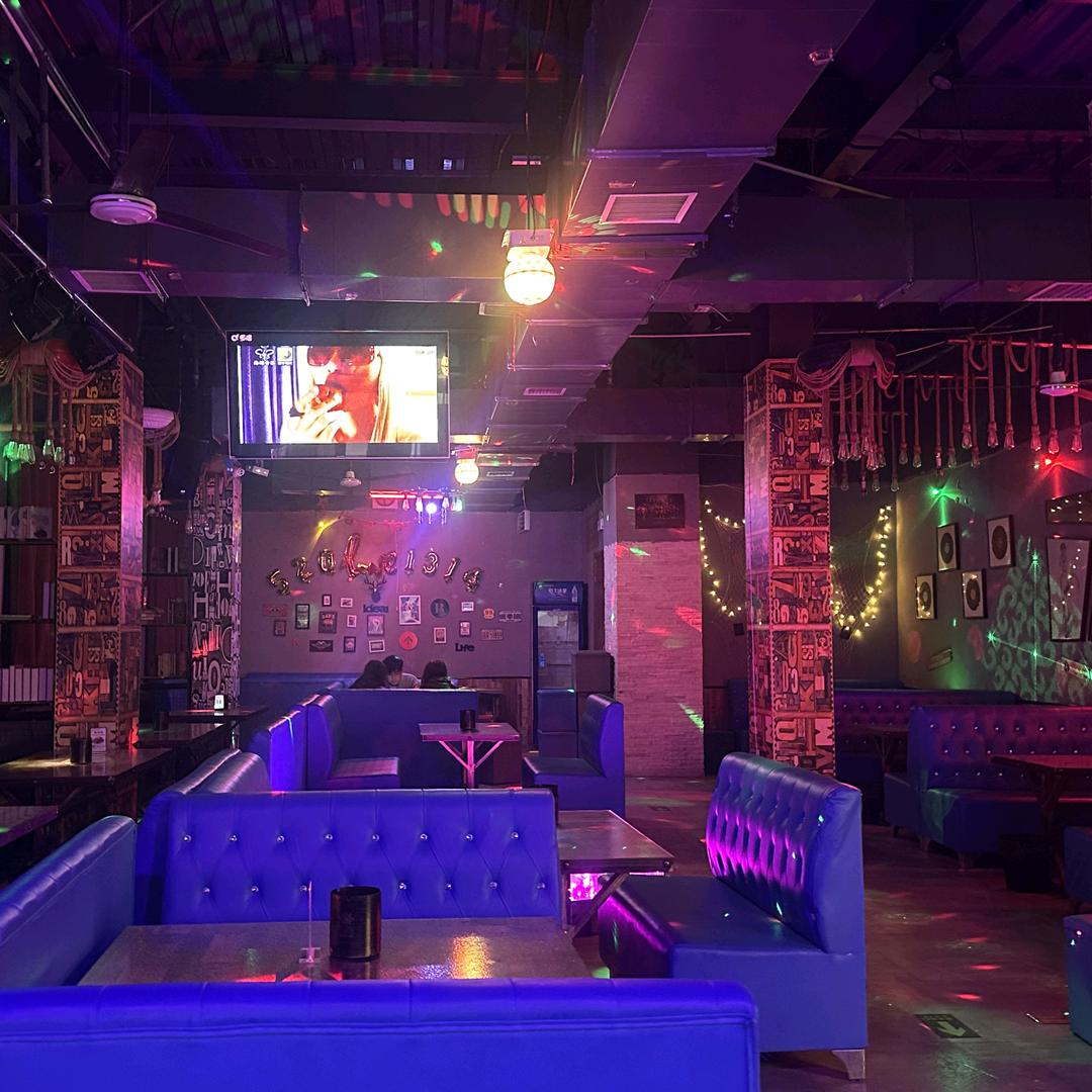 安宁区旺角酒吧服务店