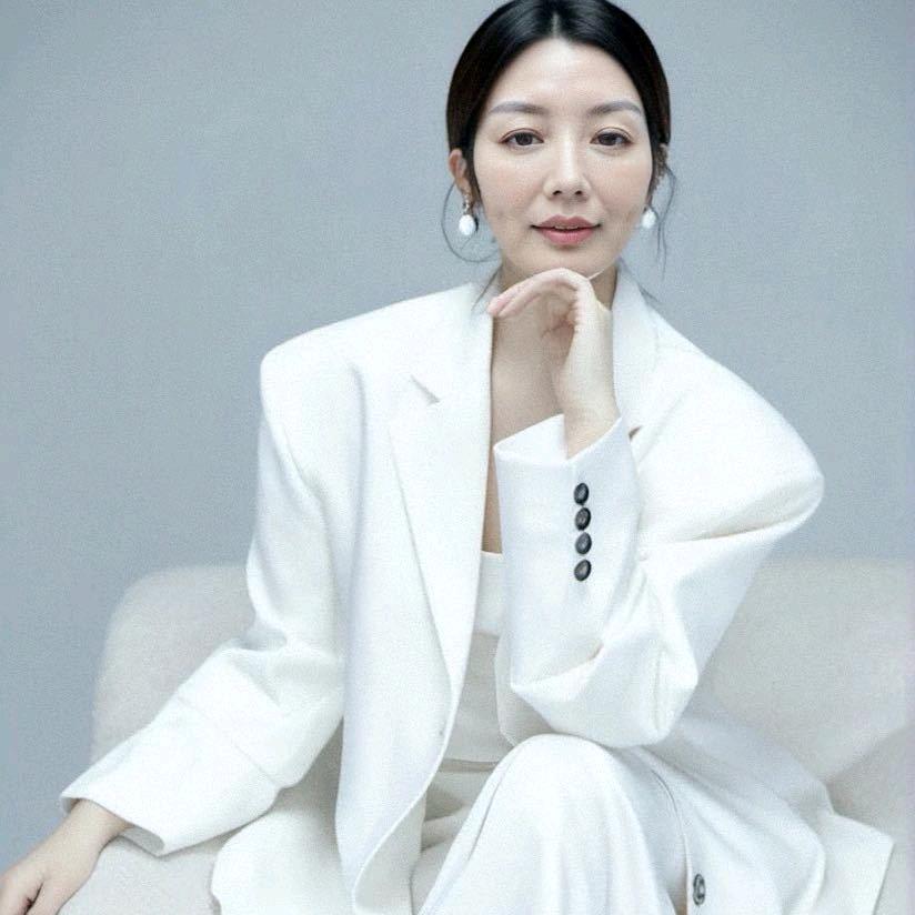 皮肤健康管理规划师芳姐