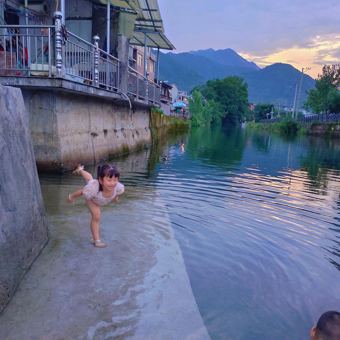 杜小小