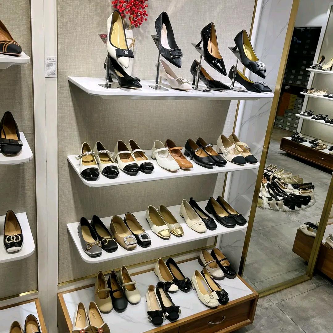 荷花女鞋工厂店