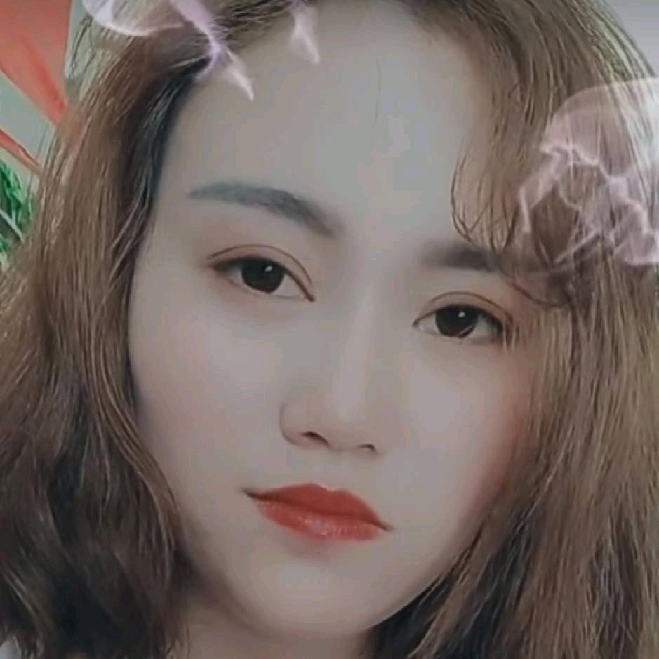 ୧⍤⃝🌻果果