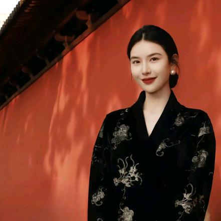 李星儿（爆款直播）