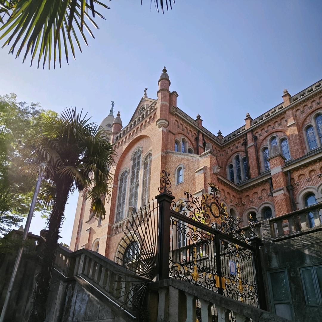 哎呀是浩哥呐～♥