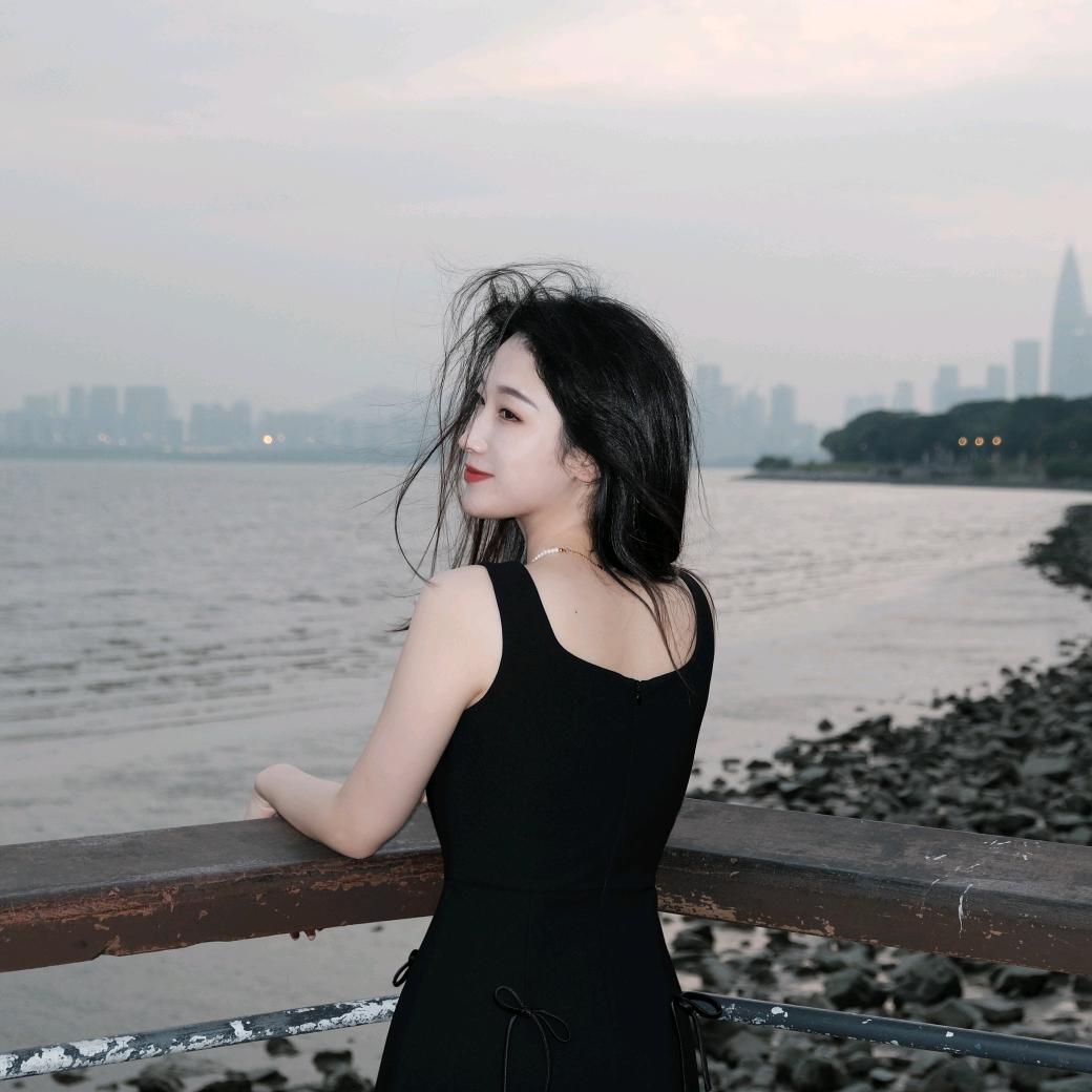 武汉宸子CHENZI平价女装