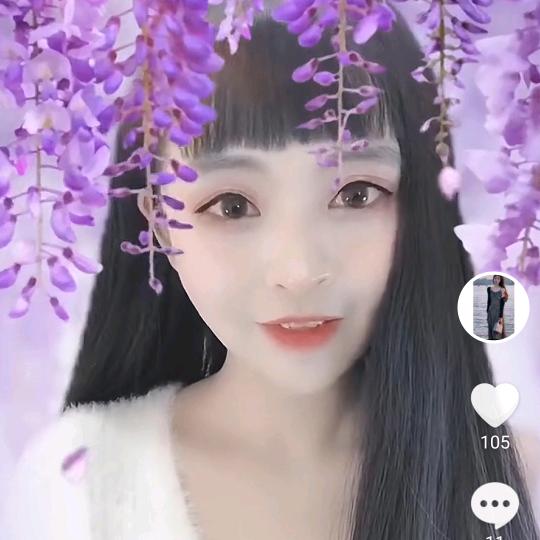 伊梦爱唱歌