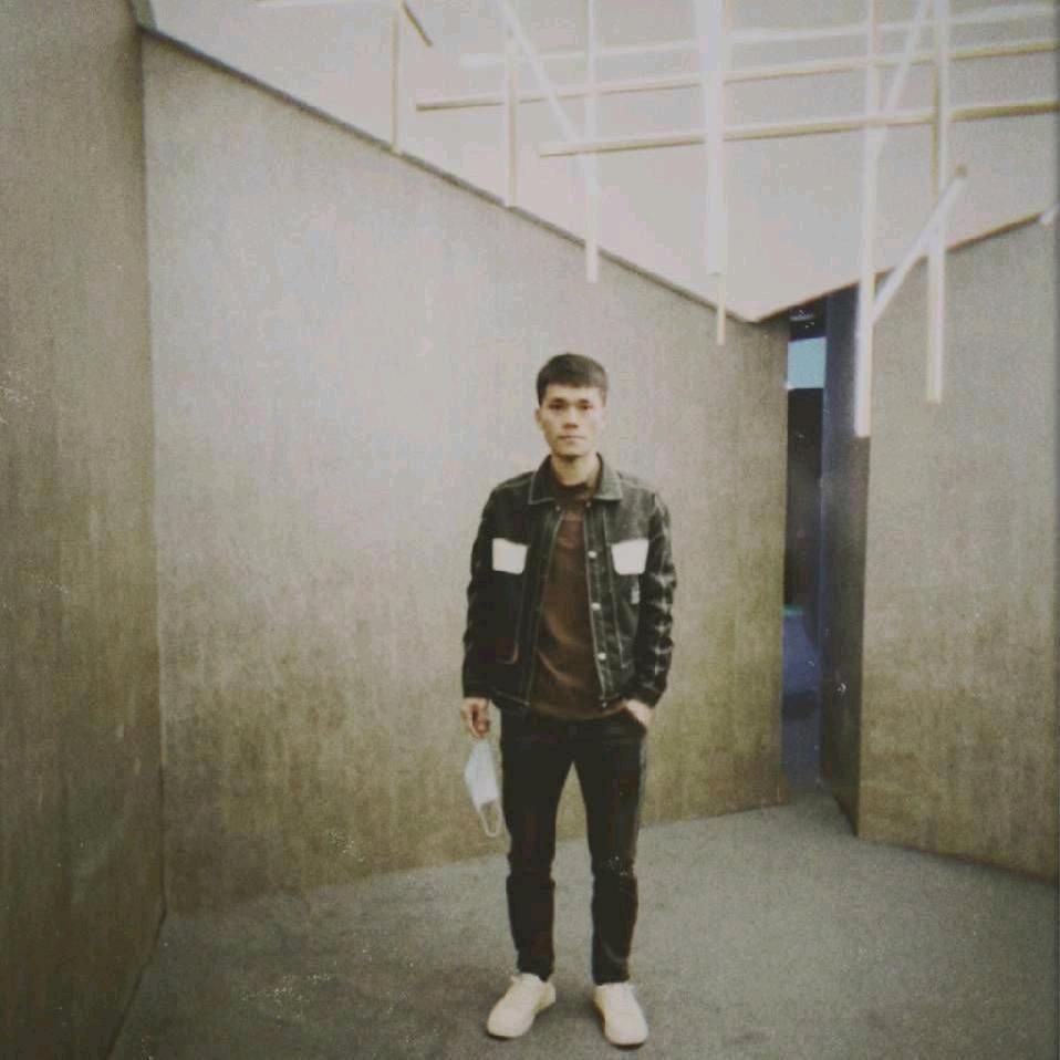 热爱设计的李工