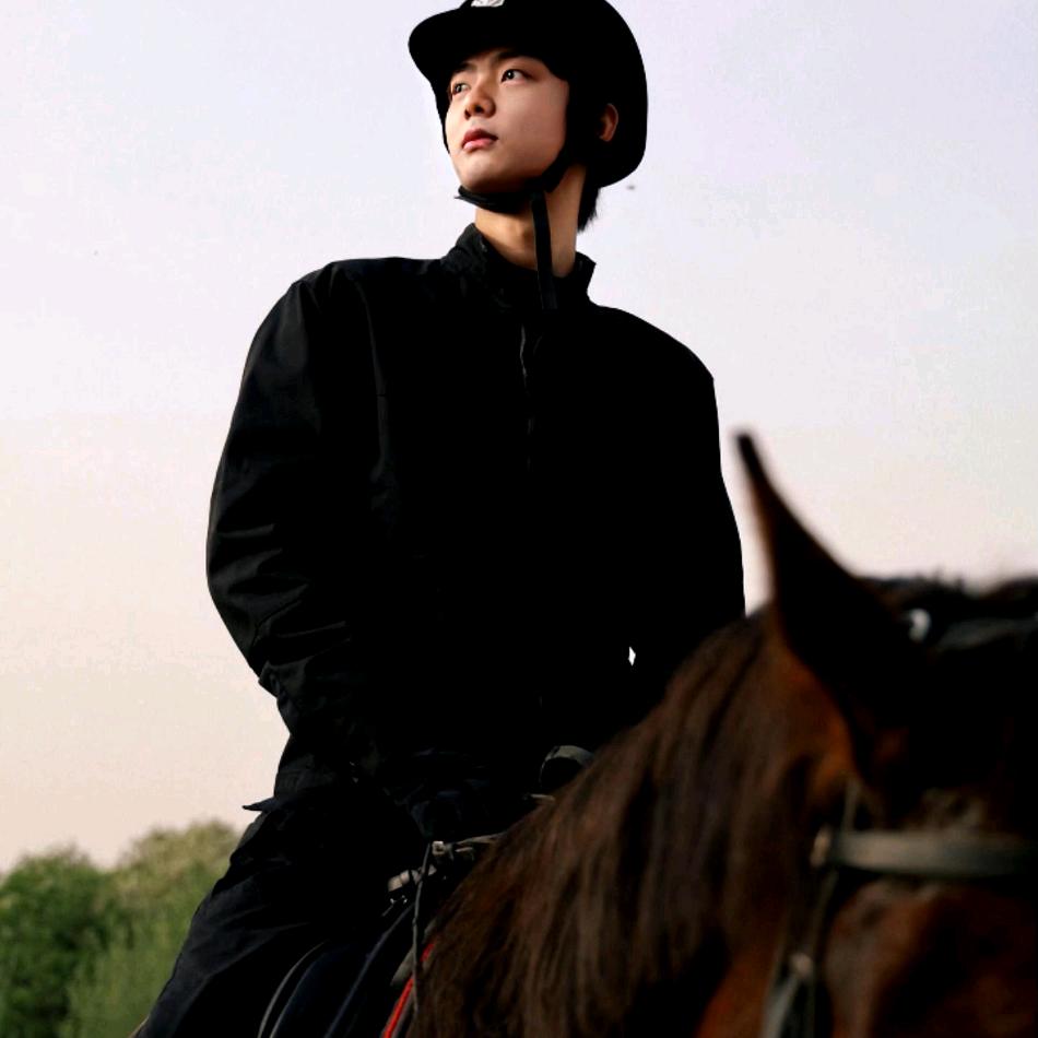 甜甜桃桃总相宜！（垚yaó𨰻baǒ）