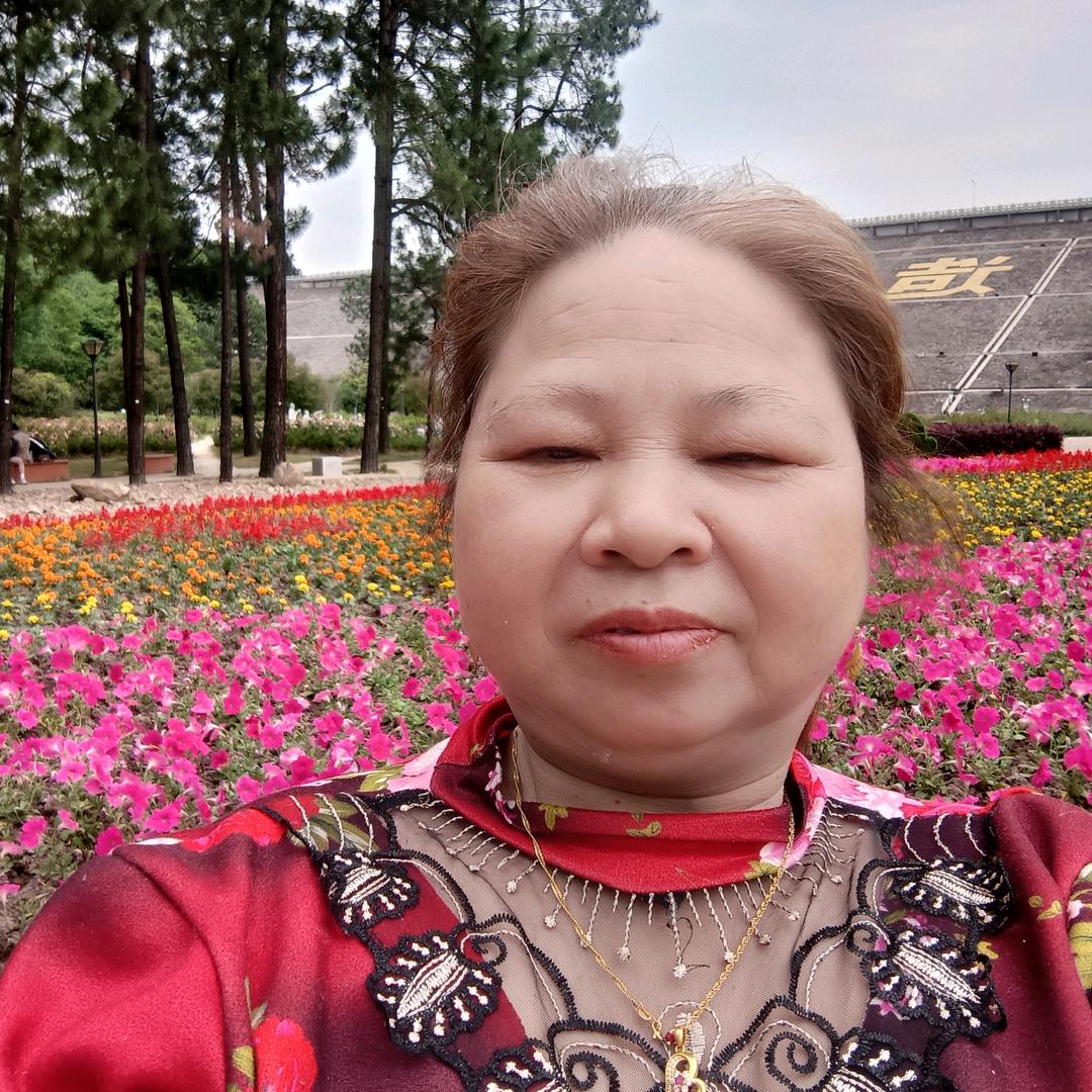 开心快乐每一天下午2点30开播