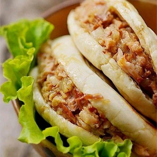 杨凌胖女子腊汁肉夹馍