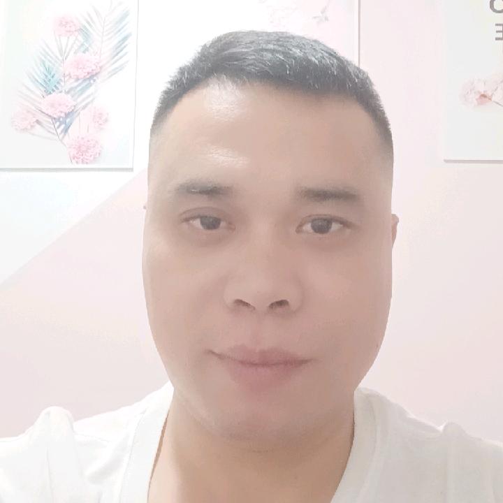 南月浅浅
