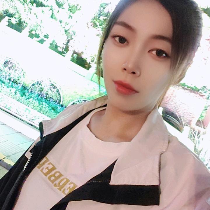 @佳佳吖