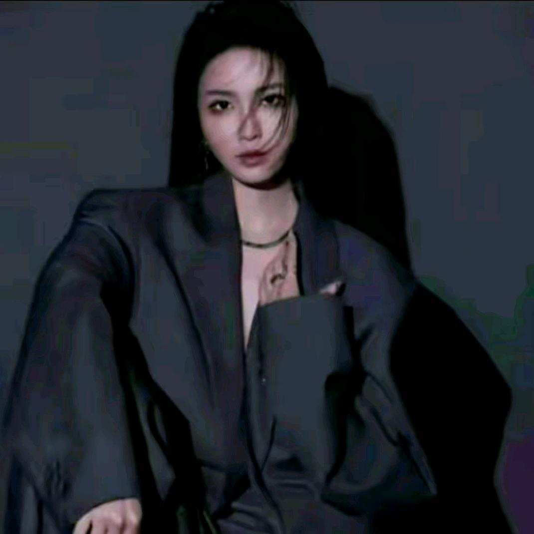 溶溶RONGRONG~轻奢女装