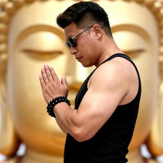 鑫鸿玻璃纤维有限公司。。马经理