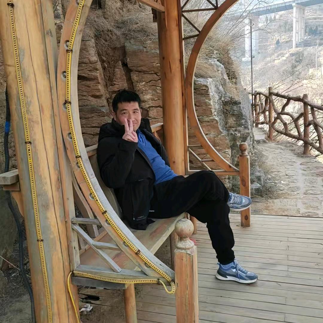 隆尧建伟罗马柱花瓶柱双眼皮厂家