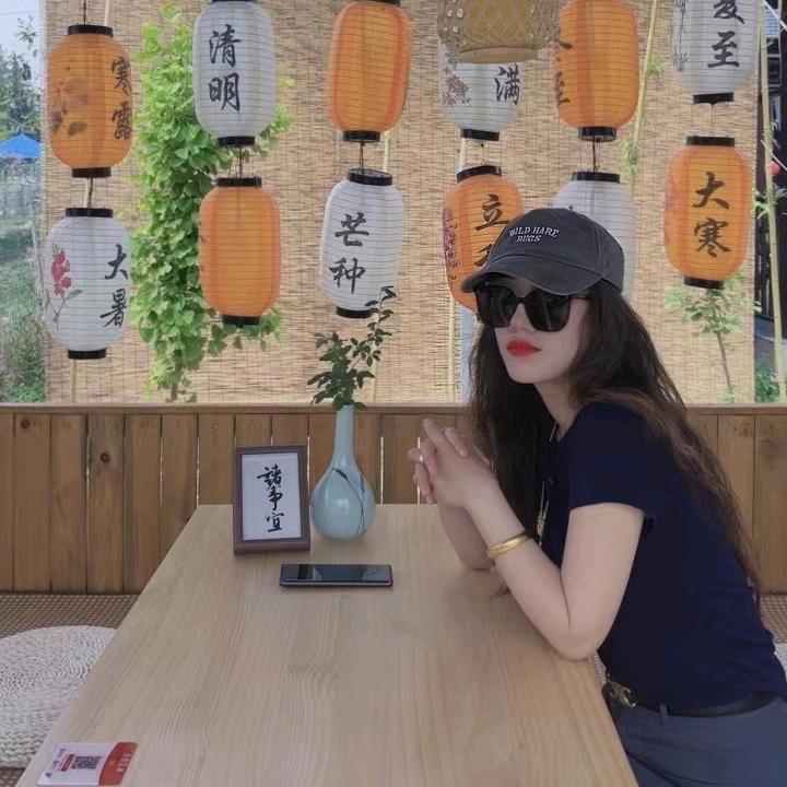 多金🌸