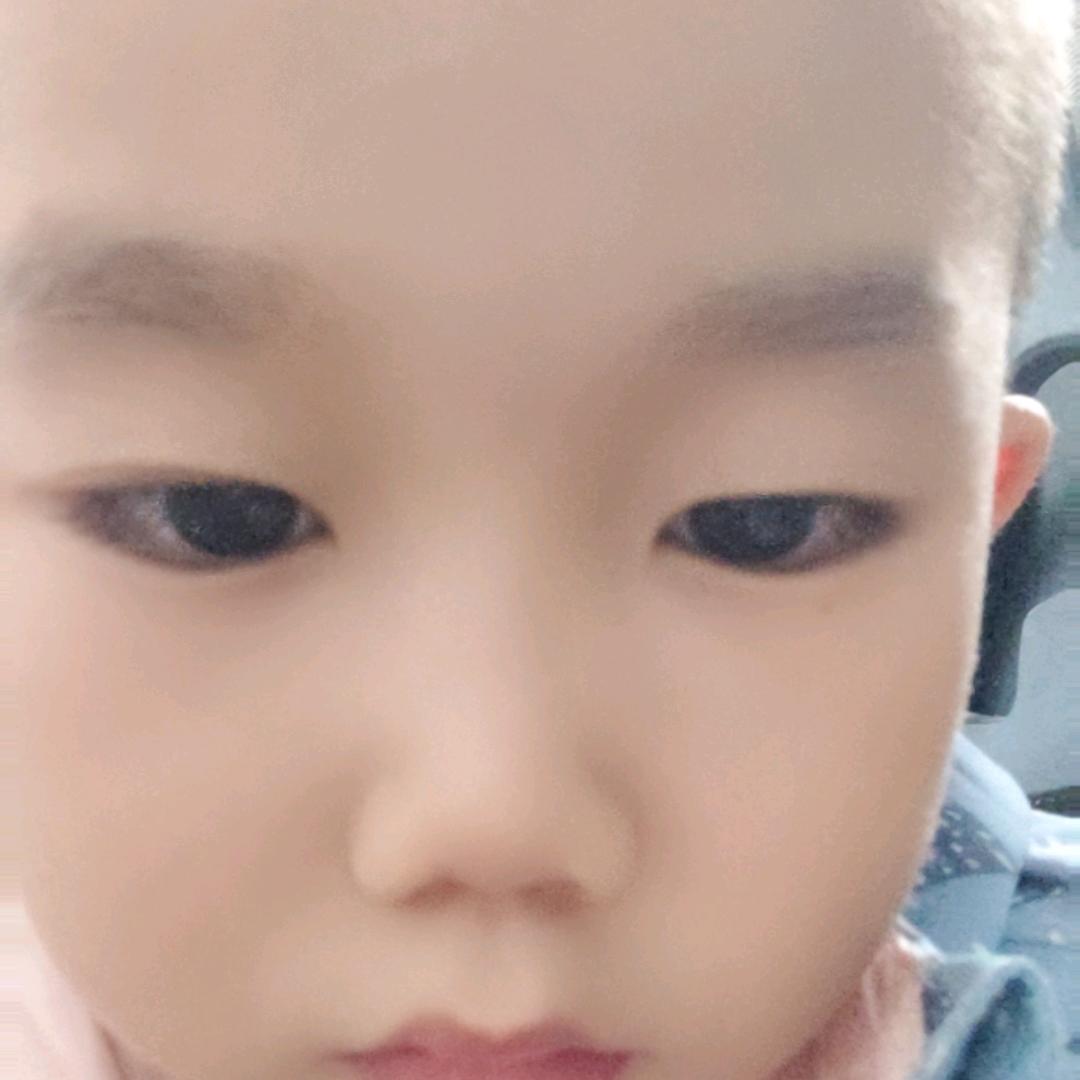 연 (媛*^_^*灵*^_^*熠）중국