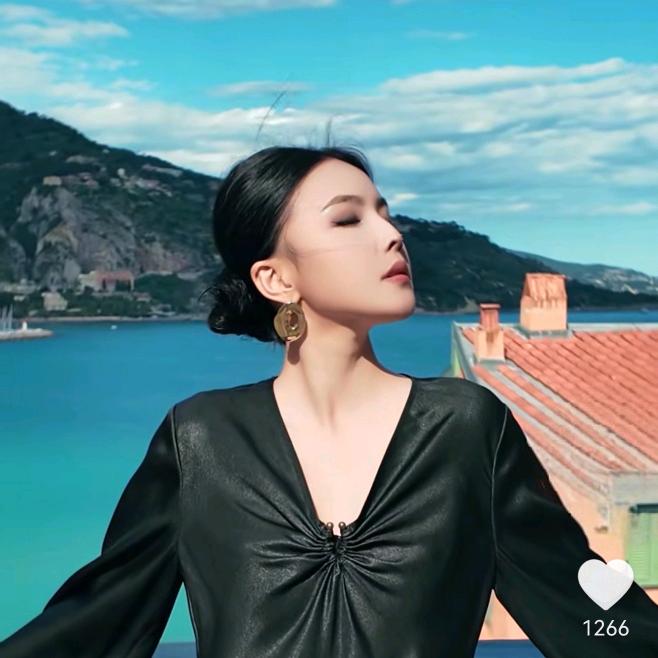 溶溶RONGRONG（直播🔥爆品）