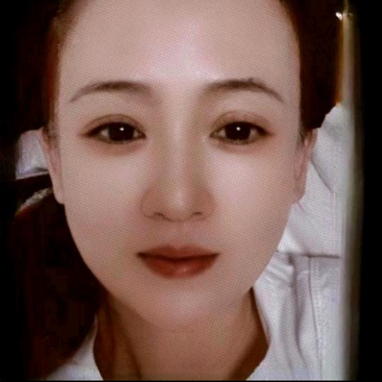 胡艺馨