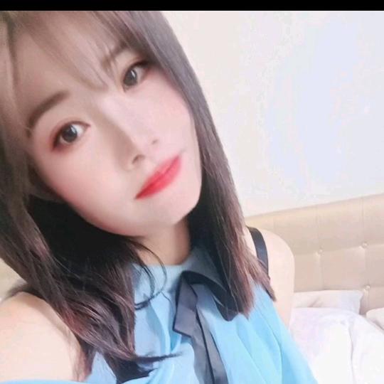 伤心的女人。