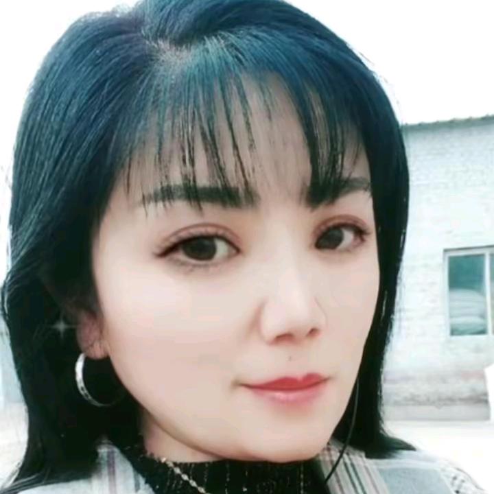 花姐（单。🐍🌹）未来可期