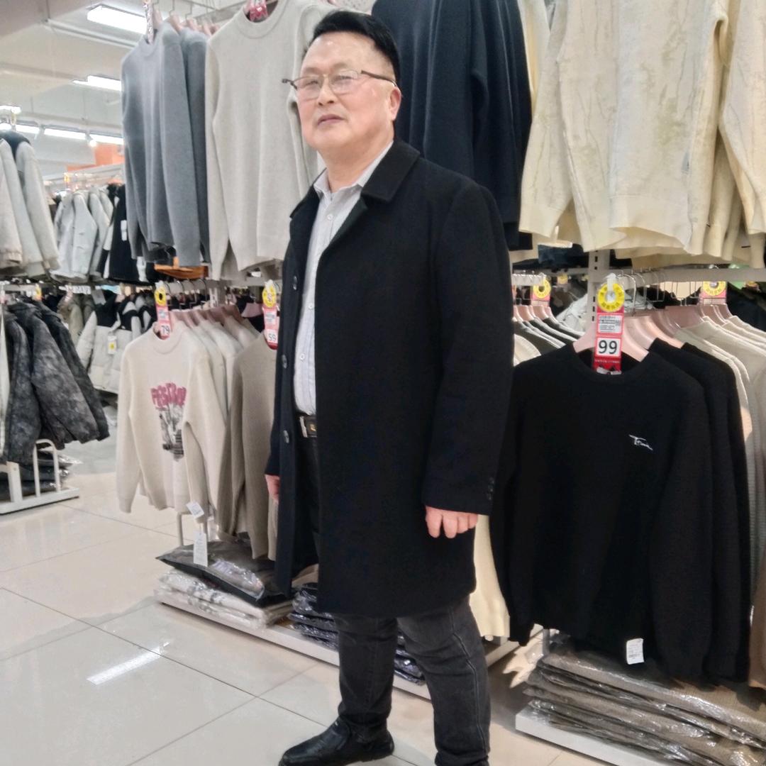 张哥      晚7.08分开播