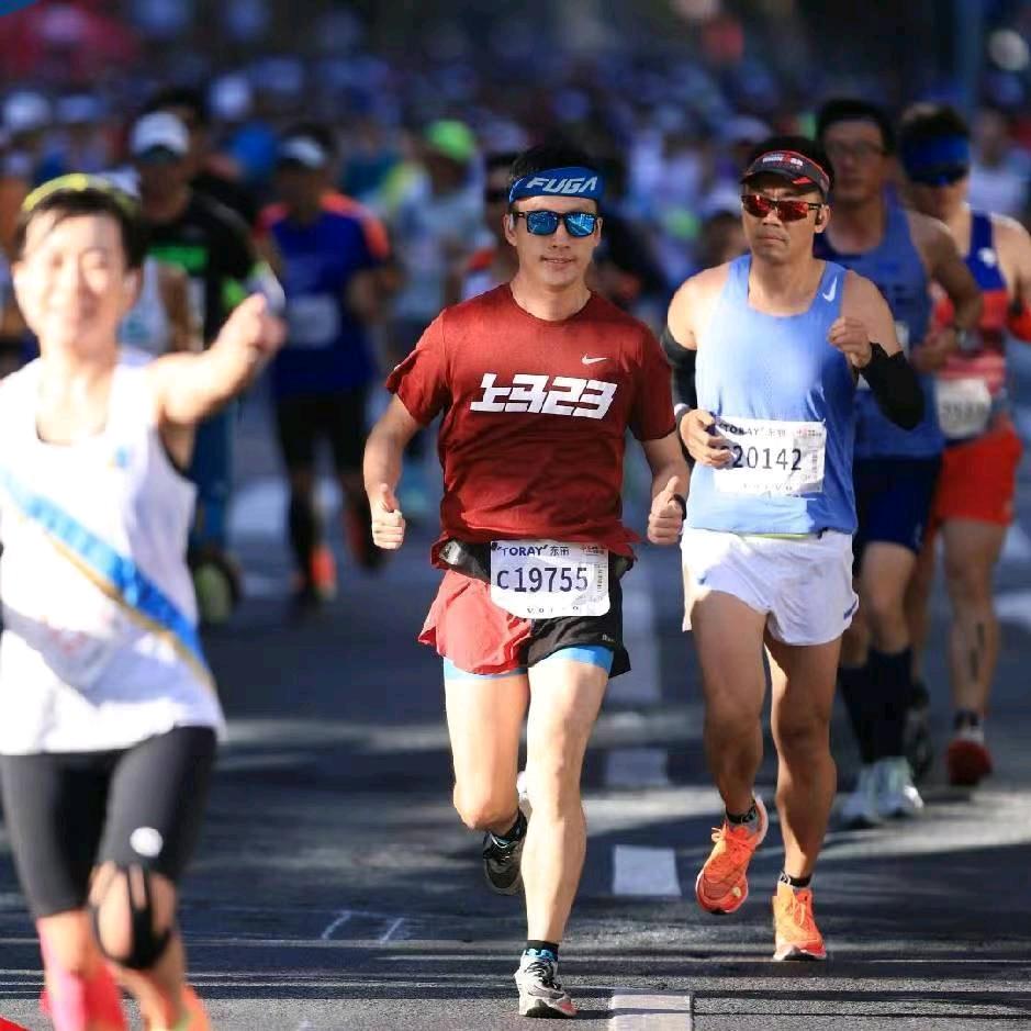 社畜跑者赵努力