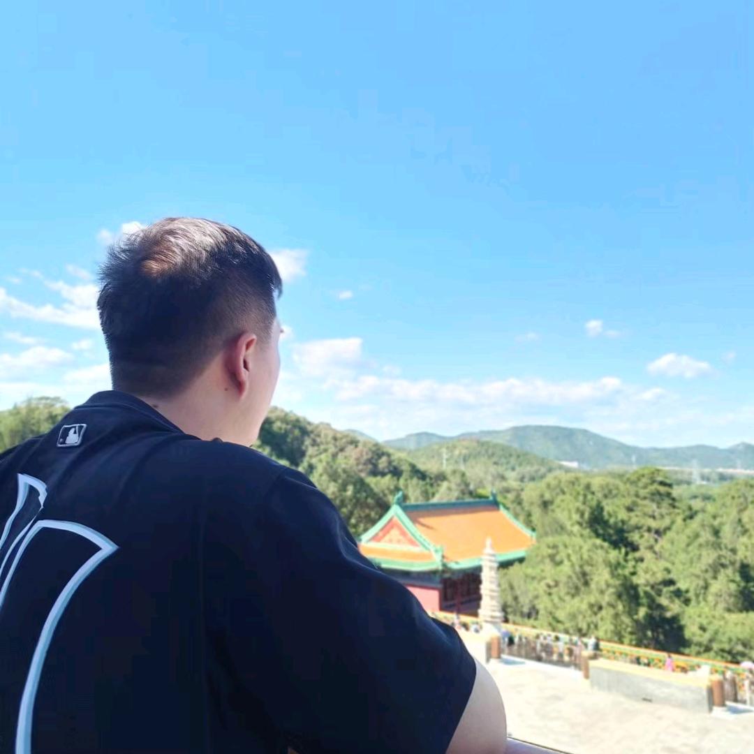 一撮小白毛