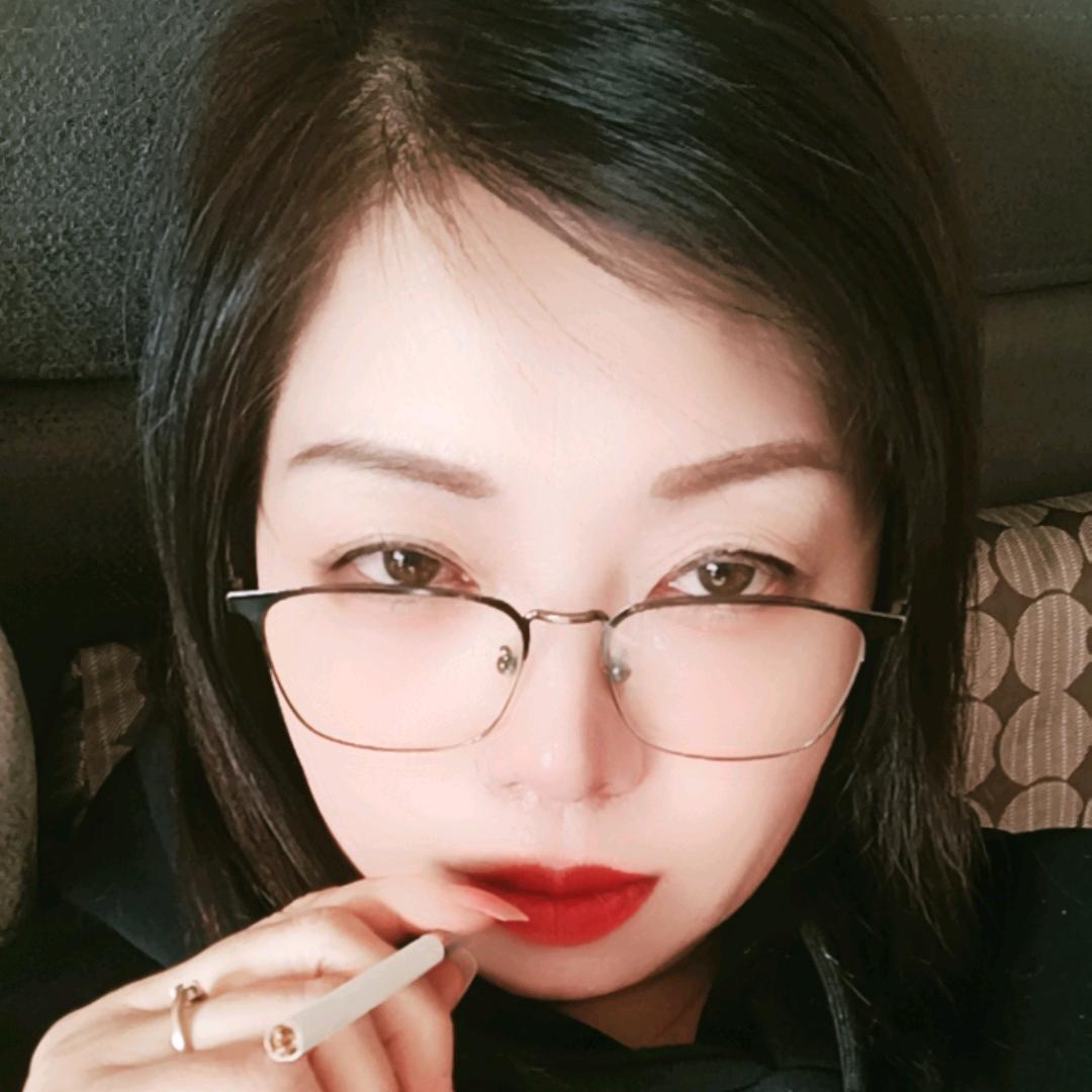 @咔呲咔嚓（是个搞笑女）拒绝私聊。