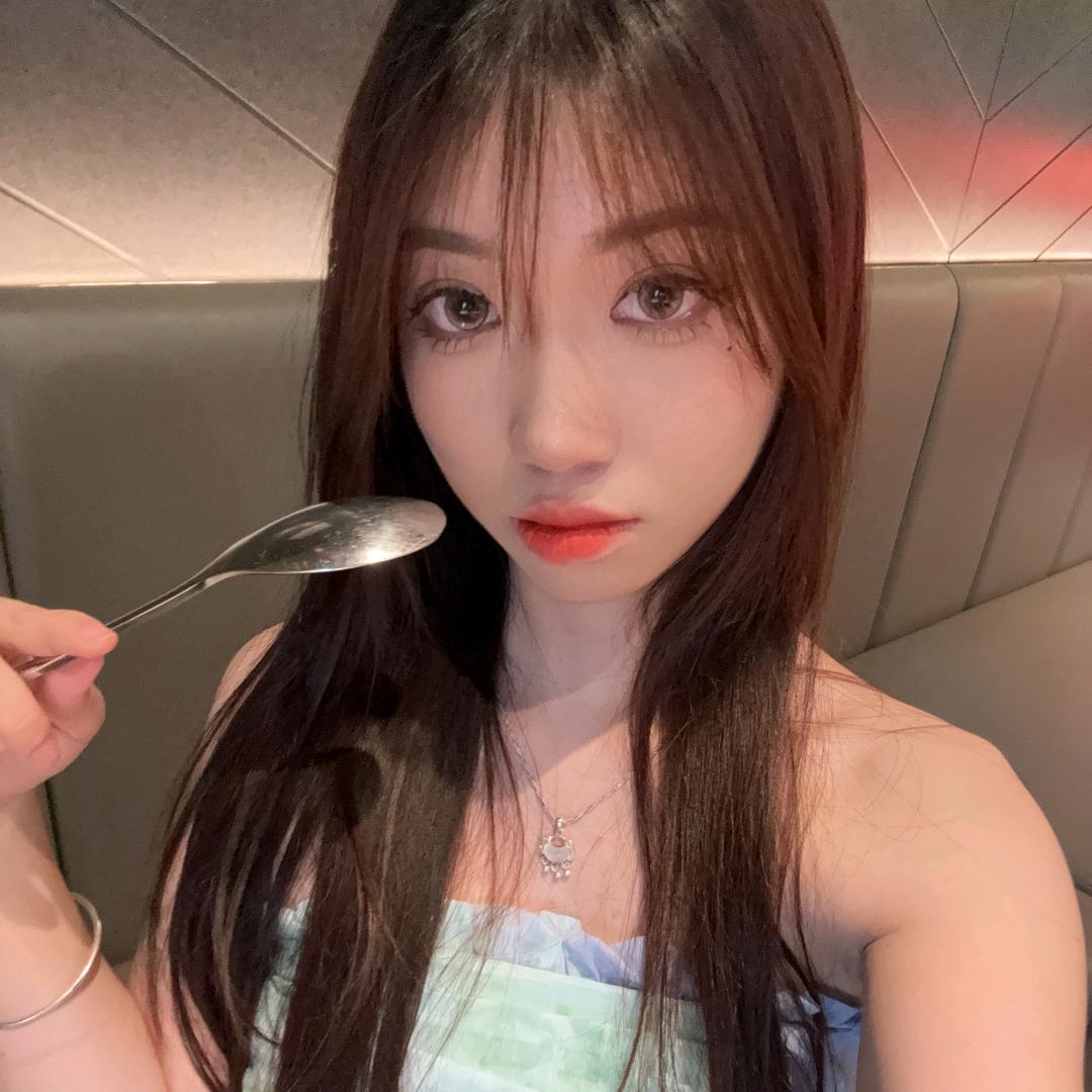小小桃子