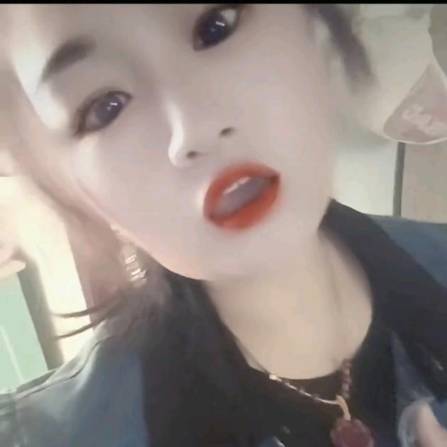 微微一笑💗💗