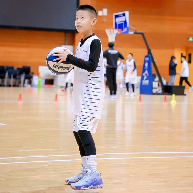 征战🏀最前沿